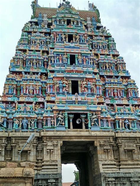 10 Famous South Indian Temples With Names 𝗧𝗼𝘂𝗿𝗬𝗮𝘁𝗿𝗮𝘀