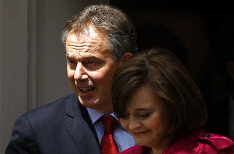 Tony Blairs Brødristning Gik Helt Galt Bt Udland Btdk