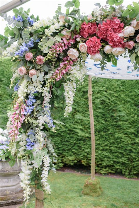 Stunning Chuppah Flowers By Blue Sky Flowers Shot By Ria Mishaal