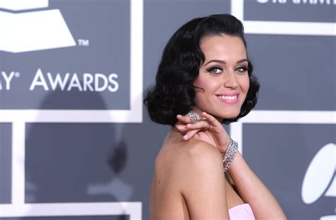Katy Perrys Best Beauty Looks Popsugar Beauty