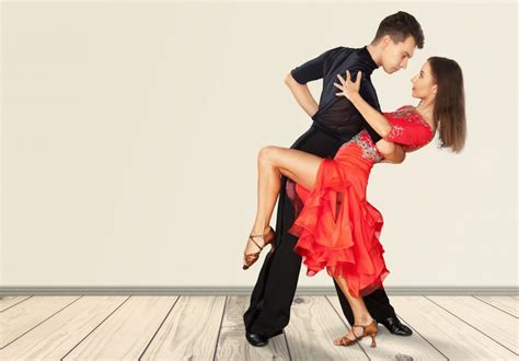 7 Pasos Para Bailar Salsa Como Una Experta Revista Amiga