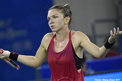 Жена усика взорвала instagram горячей фотосессией. Hackers stole Simona Halep's Instagram account to ask fans ...