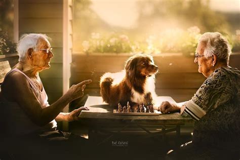 This Photographer Loves To Shoot Couples With Everlasting Love Elderly Couples Couples