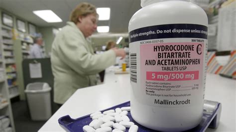 FDA To Require Stronger Warnings On Prescription Painkillers