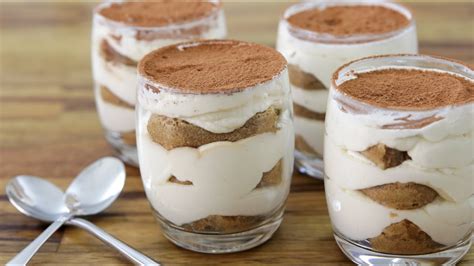 Tiramisu In A Cup Eggless Tiramisu Recipe The Cooking Foodie