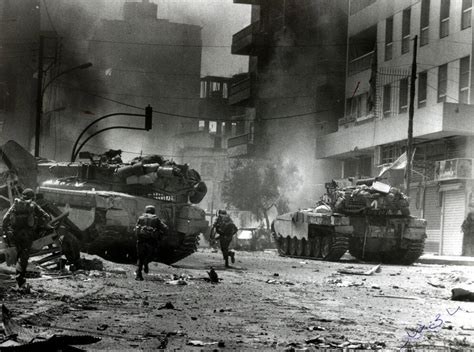 Israeli Soldiers Fighting In The Streets Of Beirut 1982 1363x1015 U