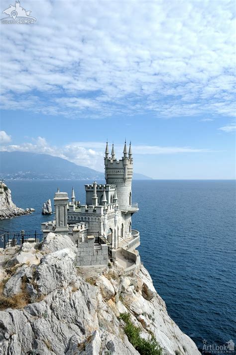 Swallows Nest Castle The Most Famous Landmark Of Crimea