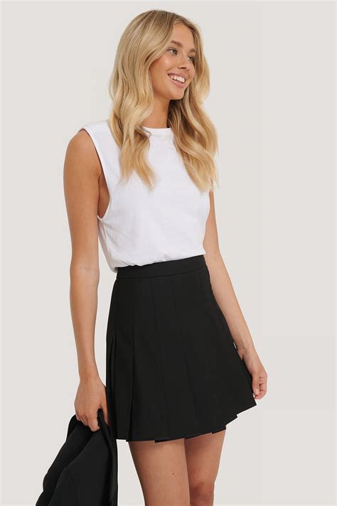 Pleated Short Skirt Black Na