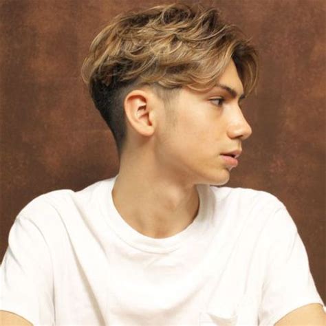 30 Low Taper Middle Part Haircuts For Mens Low Taper Fade