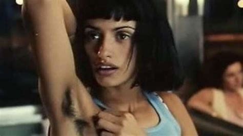 Then Theres Penelope Cruz Who Never Shied Away From This Look