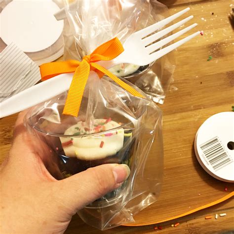 Individually Wrapped Cupcakes - Chelsea Cauley
