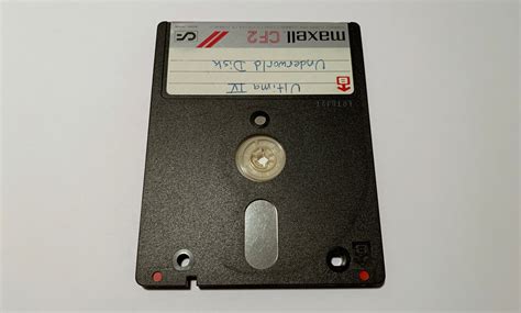 A Look At The Short Lived 3 Inch Compact Floppy Disk Byte Cellar