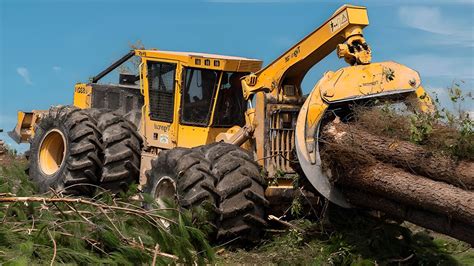 Big Excavator Tigercat Load Wood Material Handling Excavators Truck