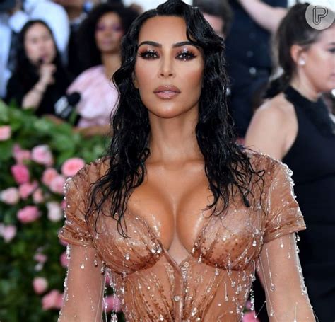Vestido Vintage De Kim Kardashian Tem Transpar Ncia Cintura Marcada E
