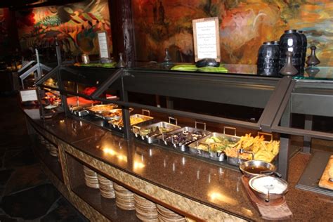 makahiki dinner buffet disney aulani resort and spa vacation pictures disney world live suchart