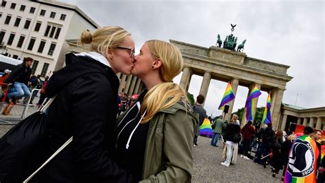 Germany Approves Same Sex Marriage
