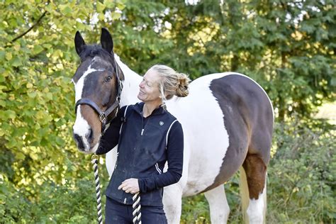 7 Ways To Bond With Your Horse Your Horse Magazine