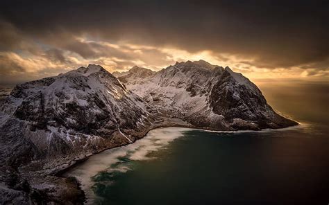 Coast Norwegian Sea Winter Snow Kvalvika Beach Norway Lofoten