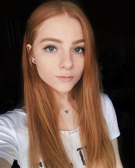 Stunning Redhead Beautiful Red Hair Beautiful Eyes Hair Color Unique Natural Hair Color