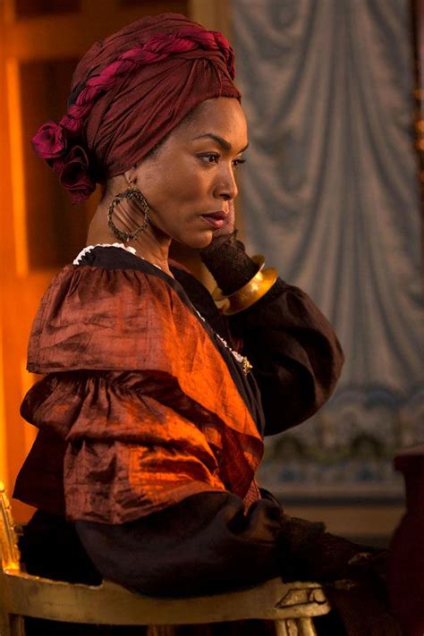 American Horror Story Interview Angela Bassett Talks Coven And Future Seasons Collider
