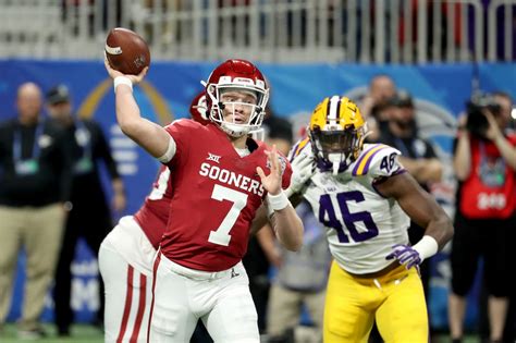 According to ou daily, oklahoma wide receiver and holder spencer jones was involved in a bar fight in the bathroom of norman's logies on the corner, a campus corner bar just a few blocks away. Colts look to rebound from dismal offensive performance ...