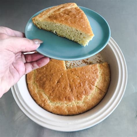 It's super peaks should hold straight up when you lift your beaters out of the whites. HAVE YOU TRIED MY KETO BREAD RECIPES?! — Keto In The City
