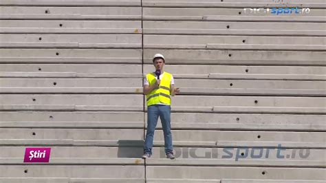 Stadionul francisc neumann din arad, cunoscut ca stadionul uta, va fi modernizat in urma unei investitii de peste 32 de milioane de lei, in urmatorii trei ani, contractul pentru lucrari fiind semnat. Sepsi-Uta Arad / Video | Leo Grozavu acuză arbitrajul după ...