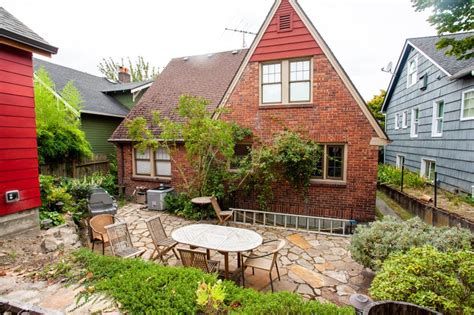 Cozy Brick Home Near Lake Washington Room To Rent From Spareroom