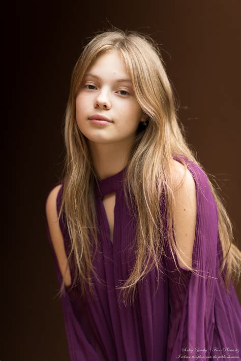 Photo Of Ustyna A 17 Year Old Natural Fair Haired Girl Photographed