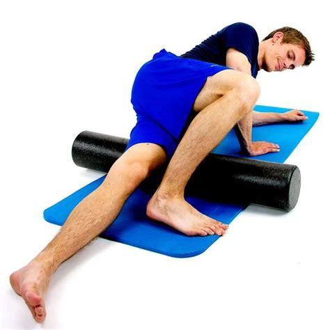 Foam Roll Iliotibial Band Itb By Greg T Exercise How To Skimble