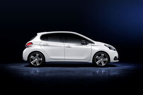 Peugeot 208 Facelift Unveiled Speed Carz