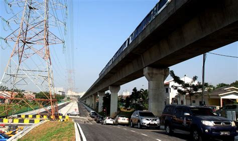 Asia jaya lrt station (putra heights lrt station). LRT station offers free parking for two months | CarSifu