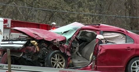 1 Dead 1 Injured In Menallen Twp 2 Vehicle Crash Cbs Pittsburgh