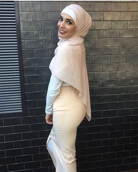 Instagram Post By Hot Hijabis • Jul 3 2018 At 12 39am Utc Beautiful Hijab Girl Hijab