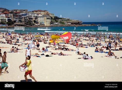 Sunbathers On Bondi Beach Sydneyaustralia Stock Photo Alamy