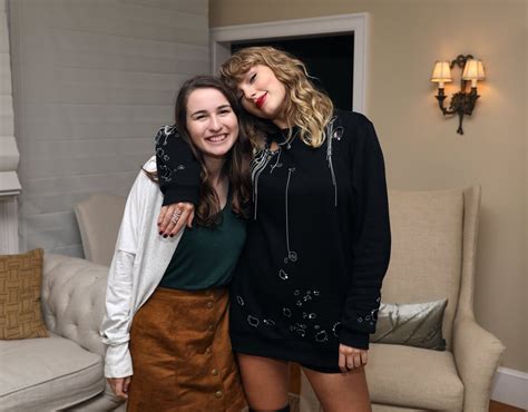 Taylor Swift Upskirt Reputation Secret Sessions At Her Home In