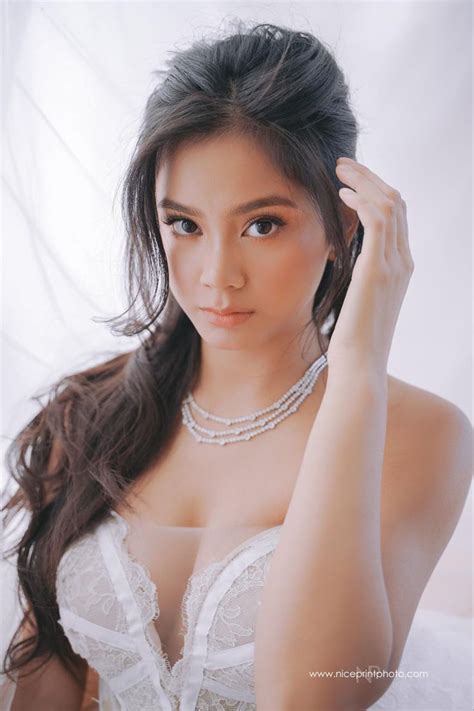 ylona garcia debut 50s theme filipina beauty beauty girl bridal makeup looks