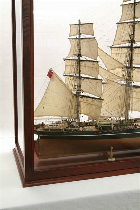 Photos Ship Model Cutty Sark In Display Case