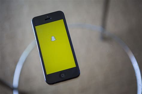 Snappening Scandal Thousands Of Nude Snapchat Images Leaked Online Ibtimes India