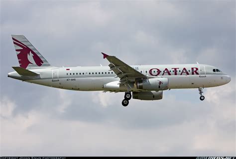 Airbus A320 232 Qatar Airways Aviation Photo 2097275