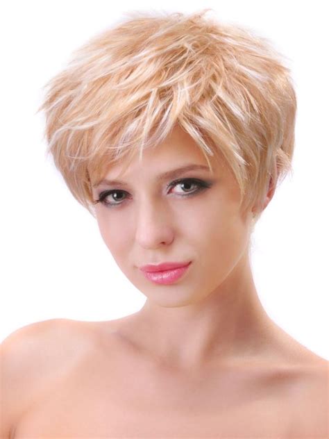 Short Hair Styles For Oval Faces Bakuland Women And Man