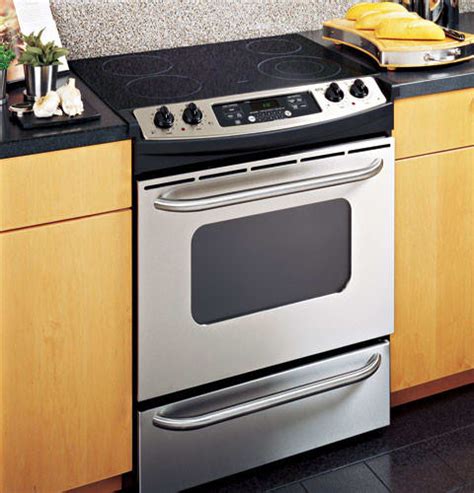 Beyond convection, the oven feature setting for. GE JSP42SKSS 30 Inch Slide-in Electric Range with 4 ...