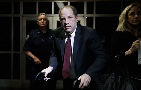 Harvey weinstein's attorneys argued that a sealed indictment renders the l.a. Harvey Weinstein apela su sentencia