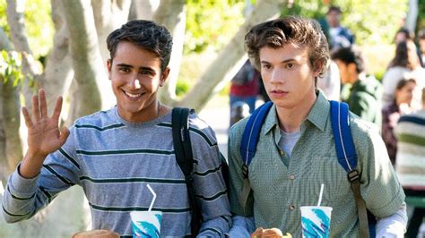 hulu s love victor trailer highlights a queer teen s coming of age huffpost entertainment