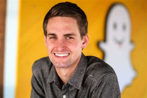 Snapchat Ceo Evan Spiegel Approved Redesign That Stalled Out Its Growth