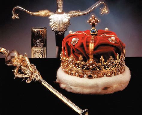 Scottish Crown Jewelss History Starts In Rome