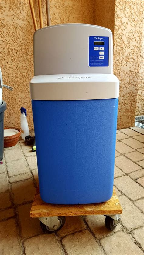Bonjour, j'ai fait installer un adoucisseur culligan en juillet. Adoucisseur Culligan d'occasion | Plus que 2 à -75%