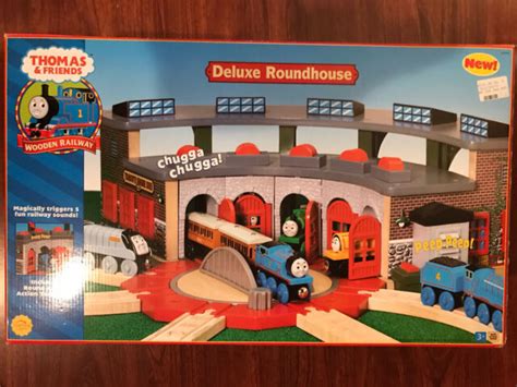 Thomas And Friends Wooden Railway Deluxe Tidmouth Shed Engine