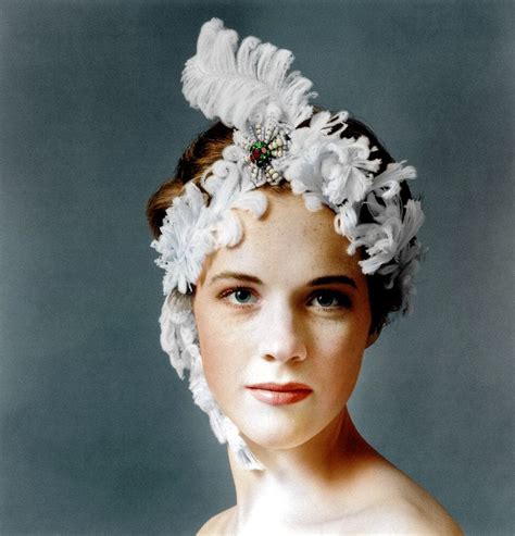 Heres The Beautiful Julie Andrews 1955 Rcolorization