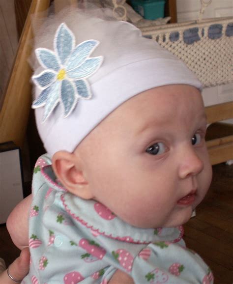 granny-in-a-nutshell-grandmother-s-sewing-room-baby-hats